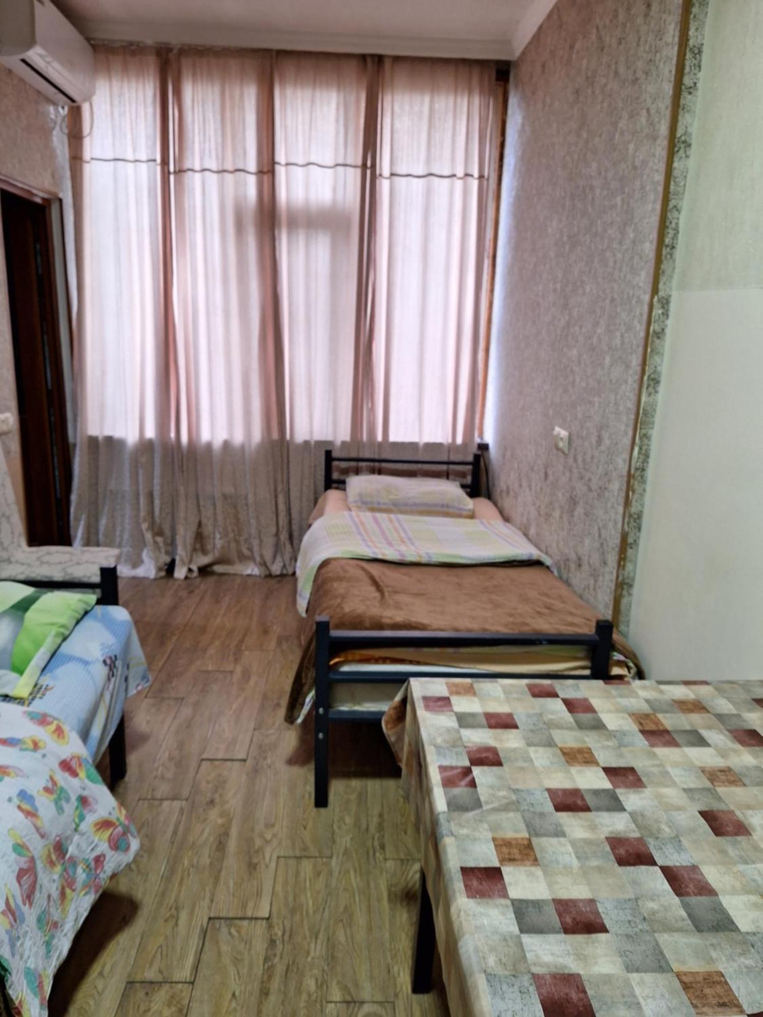 Guest House 15A Kutaisi Eksteriør billede