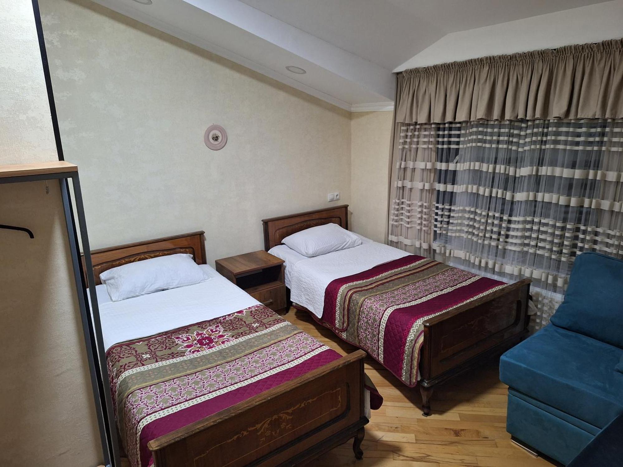 Guest House 15A Kutaisi Eksteriør billede