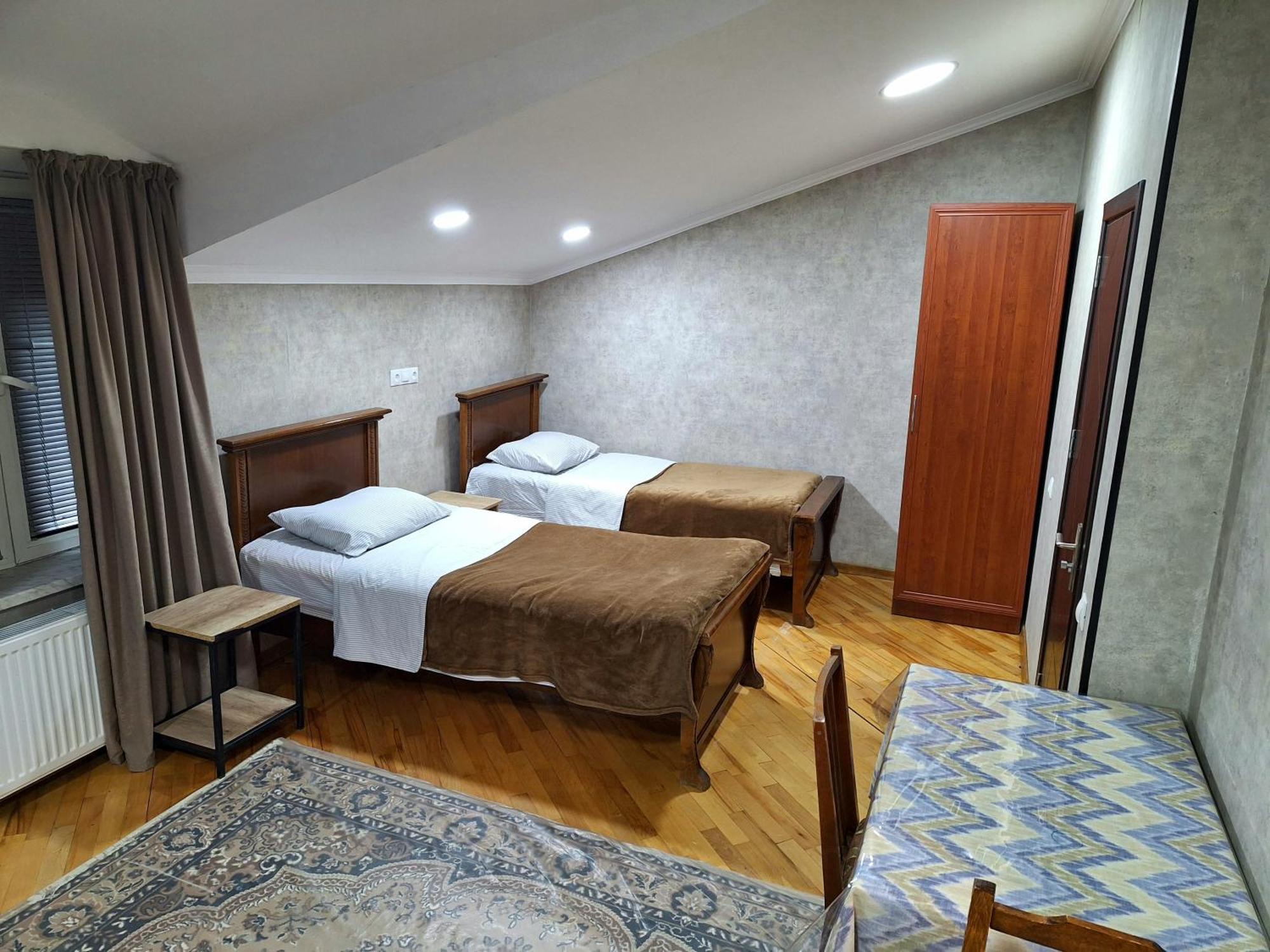 Guest House 15A Kutaisi Eksteriør billede