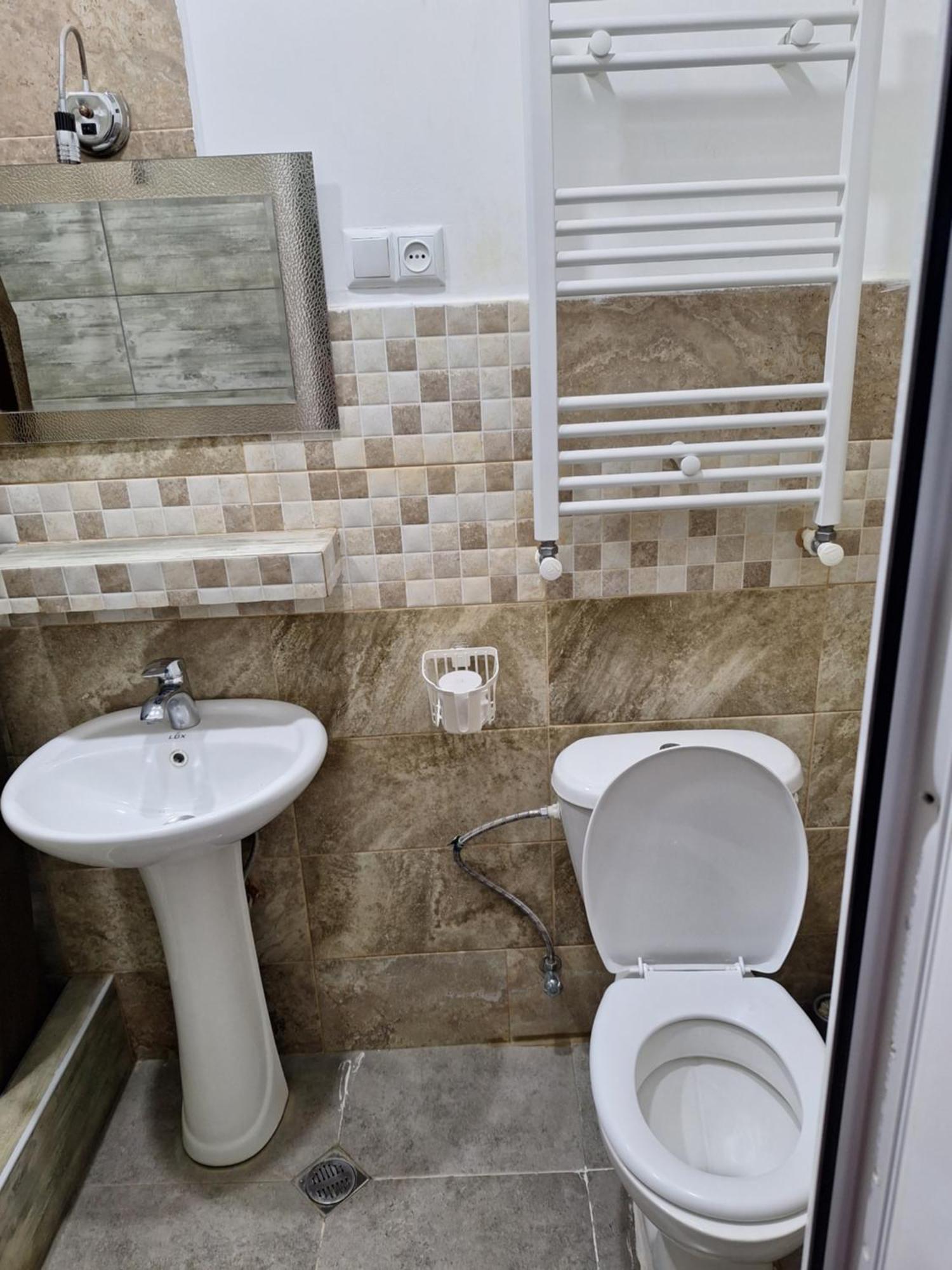 Guest House 15A Kutaisi Eksteriør billede